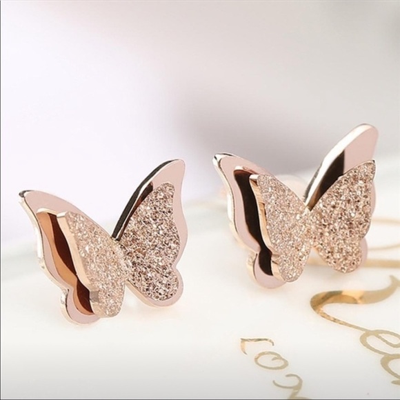 Jewelry - Butterfly stud earrings